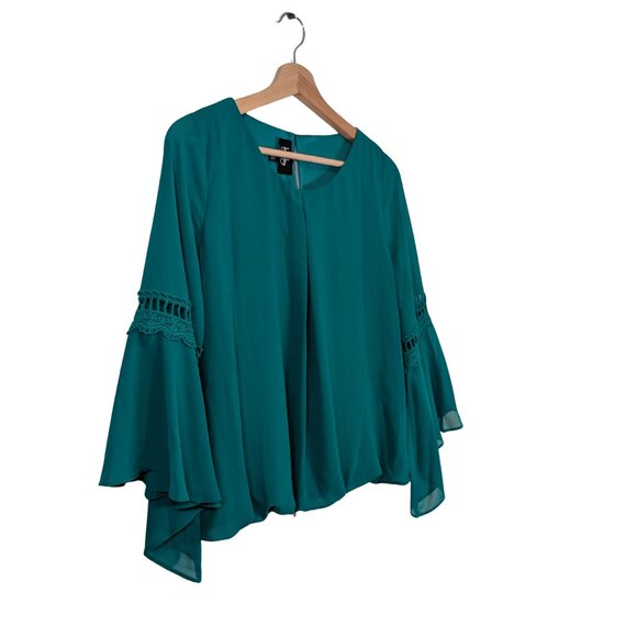 by & by Women's Large Blouse Top Shirt Emerald Green Bell Sleeve - Picture 3 of 11